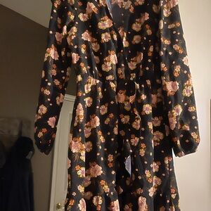 Abound NWOT wrap style floral dress w/ long sleeves
